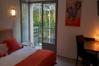 images/chambre-25/04.jpg
